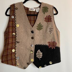 VTG Ashley Hill Funky Art-to-Wear Wool/Rayon Vest Leaf Button Multi-Media Size M